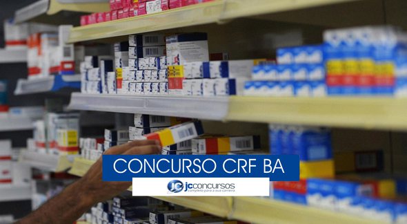 Concurso CRF BA - medicamentos organizados em prateleira de farmácia - EBC