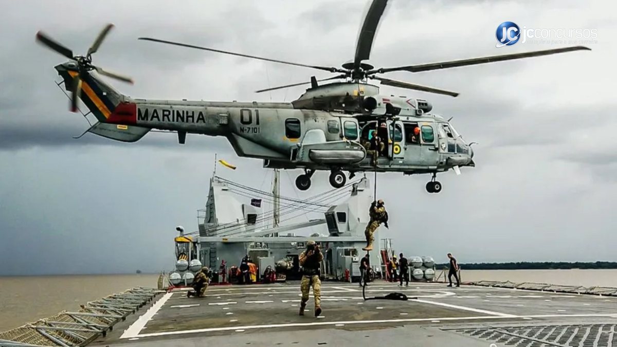 Helicóptero UH-Super Cougar é reconhecido como uma aeronave multimissão - Divulgação/Marinha