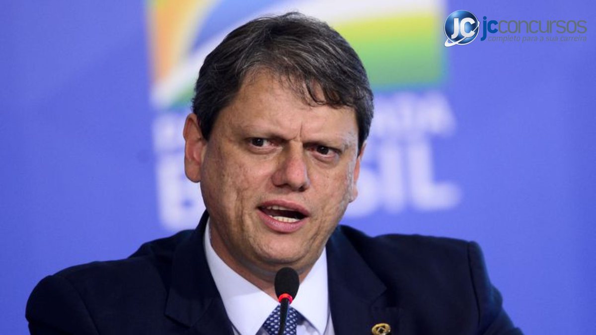 Tarcísio tenta aprovar privatização da Sabesp em caráter de urgência. Deputados repudiam ato - Agência Brasil