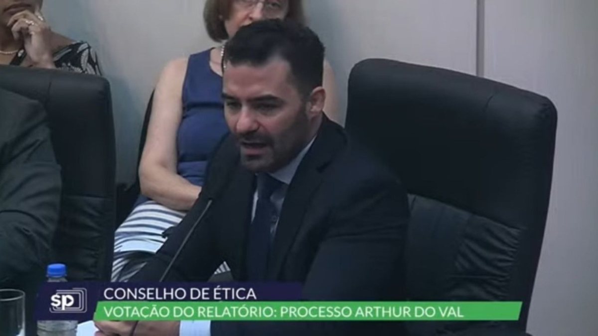 Pedido de cassação do deputado Arthur do Val (União Brasil) é aprovado durente sessão da Alesp