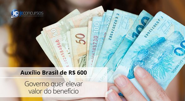Aumento do Auxílio Brasil é aprovado. Número de parcelas e calendário?