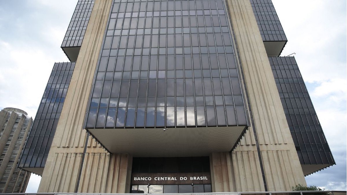 A greve dos servidores do Banco Central ficará suspensa até 2 de maio