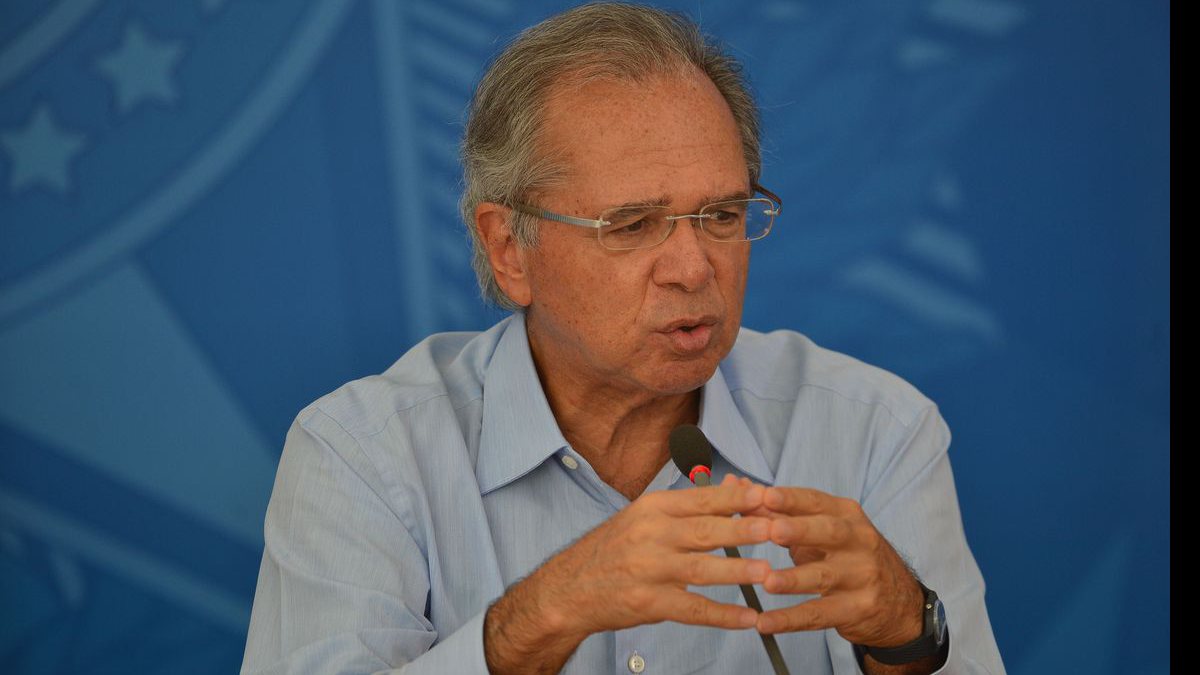 Governo privatizará três ou quatro estatais nos próximos 60 dias, afirma Guedes
