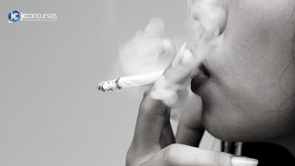O fumo, ativo ou passivo, pode levar a diversos problemas de saúde