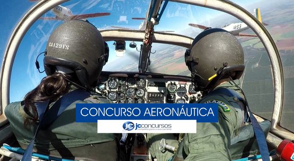Concurso Aeronáutica - militares durante voo - Divulgação