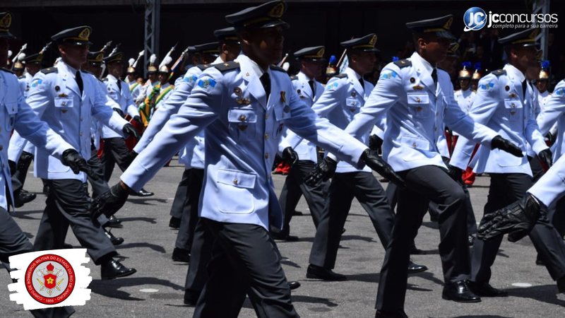 Concurso dos Bombeiros RJ: oficiais do Corpo de Bombeiros Militar do Estado do Rio de Janeiro