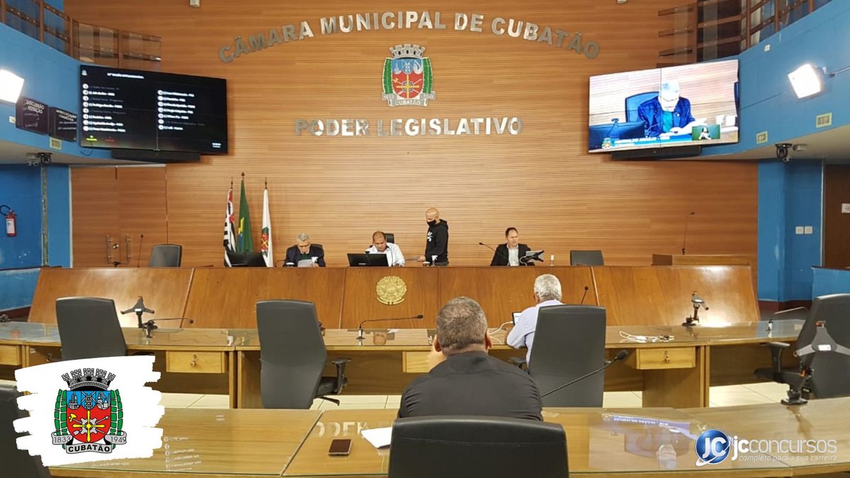 Concurso da Câmara de Cubatão SP: sessão extraordinária no plenário