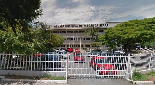 Concurso da Câmara de Taboão da Serra: sede do órgão - Google Street View