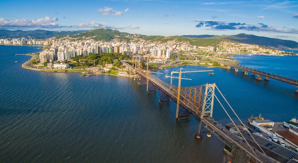 Concurso CRB-14: vista aérea de Florianópolis, onde fica a sede do órgão - Divulgação
