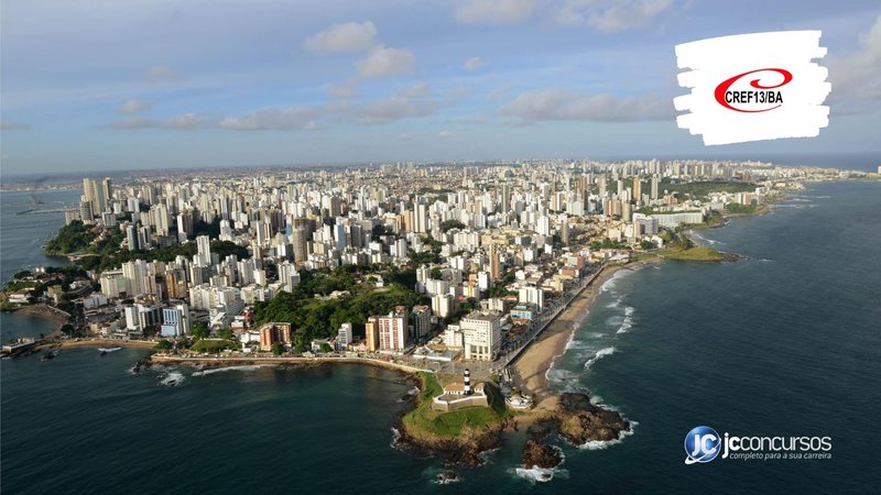 Concurso do Cref BA: vista aérea de Salvador, onde fica a sede do órgão