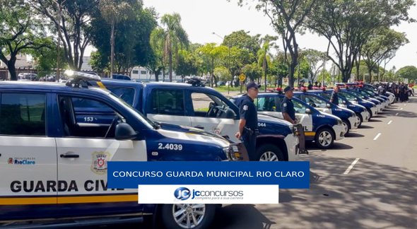Concurso Guarda Municipal de Rio Claro - agentes da corporação perfilados ao lado de viaturas - Divulgação
