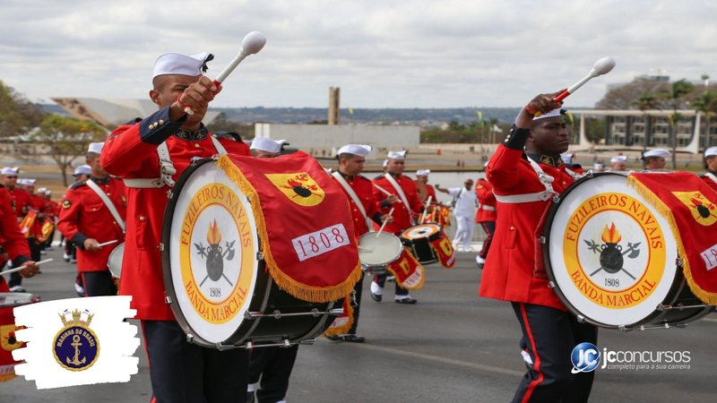 Concurso da Marinha: músicos do Corpo de Fuzileiros Navais durante apresentação