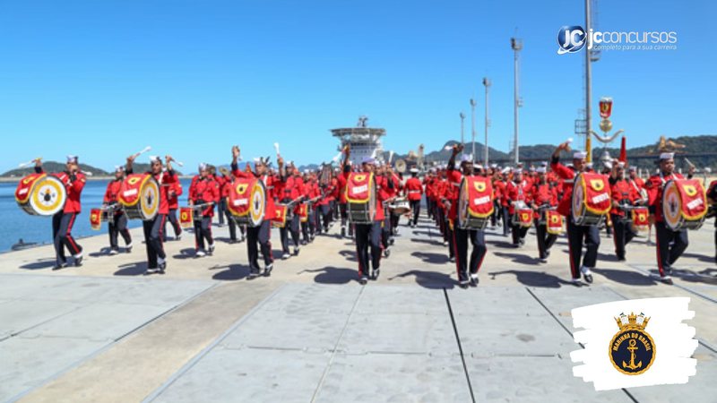 Concurso da Marinha: músicos do Corpo de Fuzileiros Navais durante apresentação