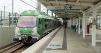 Concurso do Metrofor: passageiros aguardam em estação para embarcar no Metrô de Fortaleza - Divulgação
