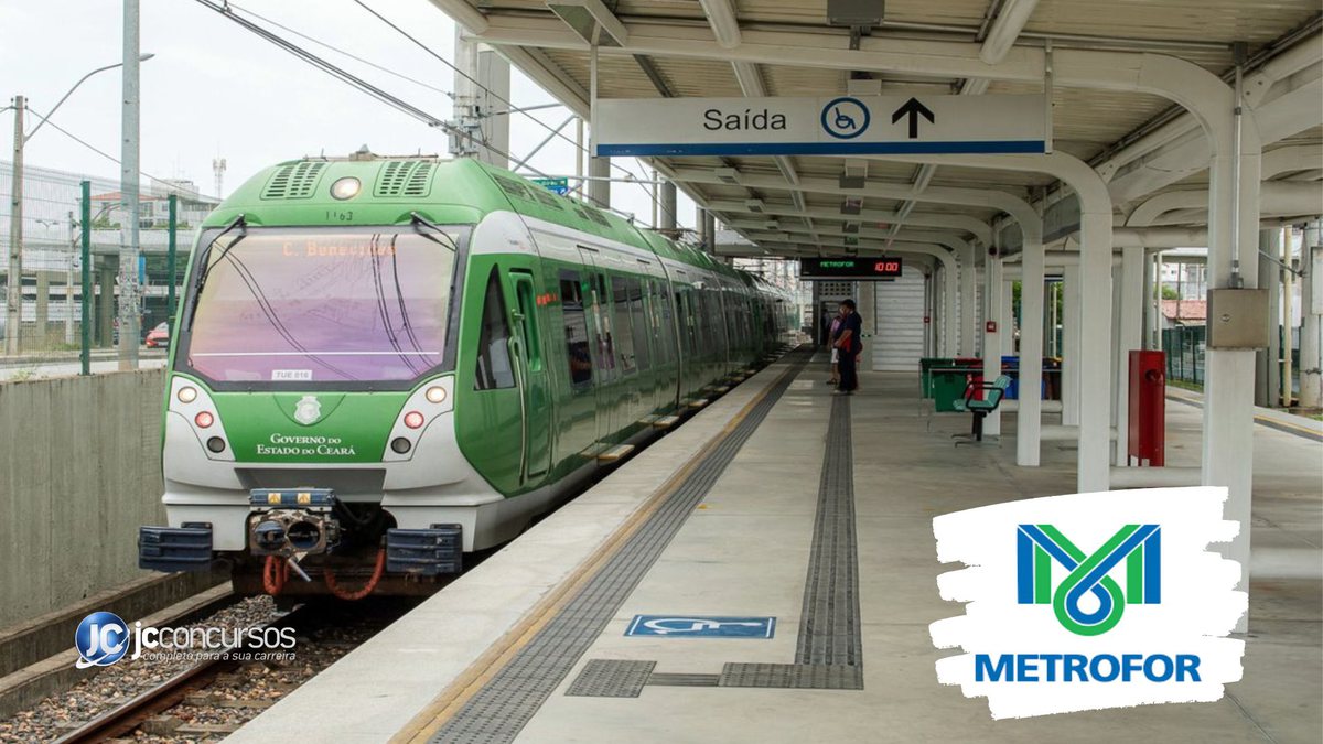 Concurso do Metrofor: passageiros aguardam em estação para embarcar no Metrô de Fortaleza