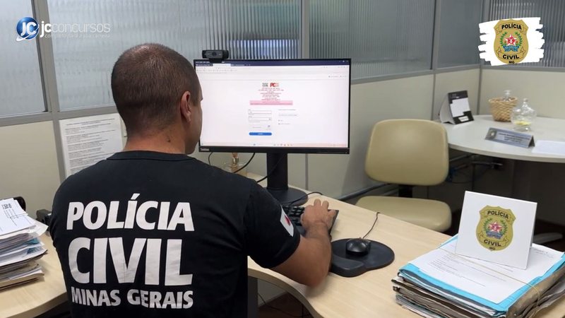 Concurso da PC MG: servidor da Polícia Civil de Minas Gerais de costas