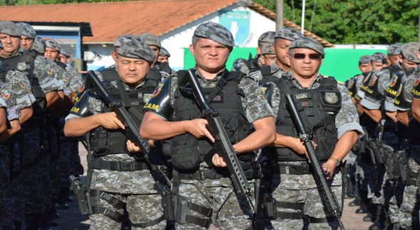 Concurso PM AM: soldados perfilados - Divulgação