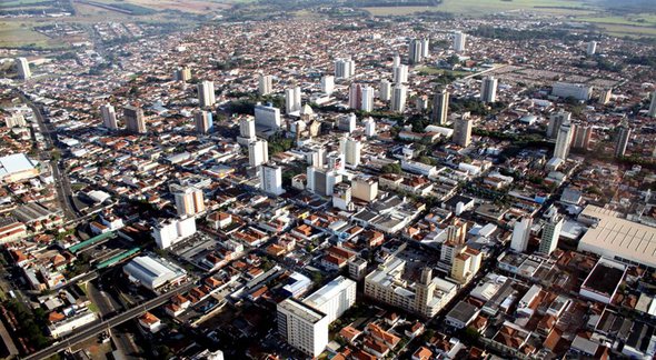 Concurso da prefeitura de Araraquara SP: vista aérea da cidade - Divulgação