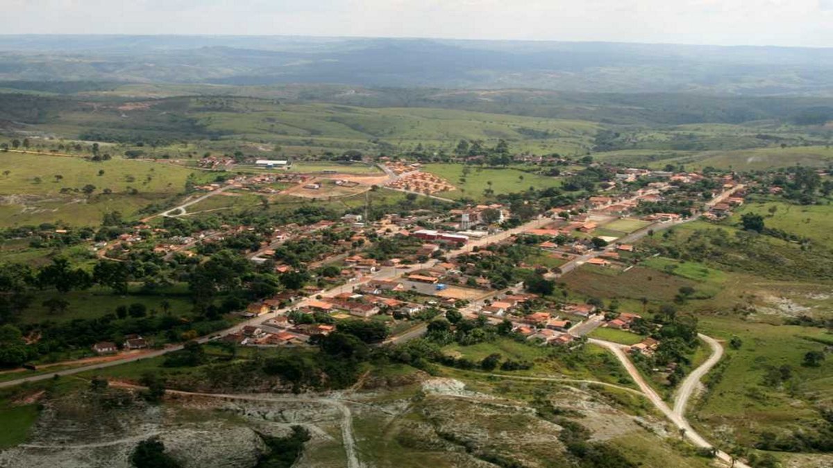 Concurso Prefeitura de Cedro do Abaeté - vista aérea do município