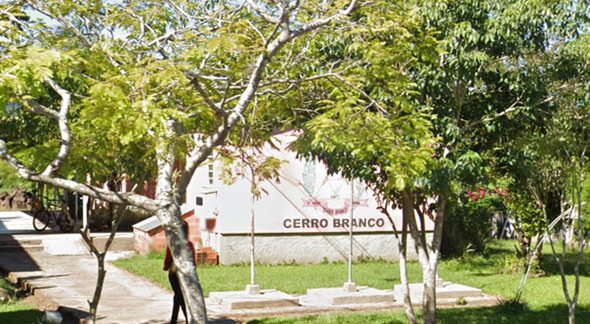 Concurso de Cerro Branco: sede da prefeitura - Google street view
