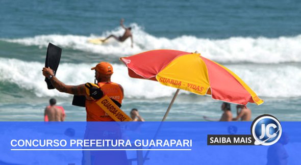 Concurso Prefeitura de Guarapari - guarda-vidas observa banhistas em praia - Divulgação
