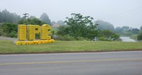 Concurso da Prefeitura de Ipê: letreiro temático com o nome da cidade - Divulgação