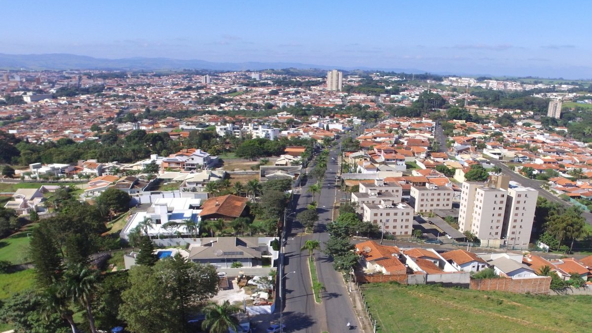 Concurso da Prefeitura de Itapira: município de Itapira visto do alto