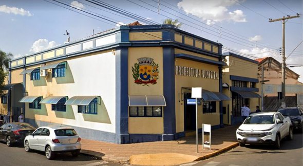 Fachada da Prefeitura de Monte Azul Paulista - Reprodução Google Street View