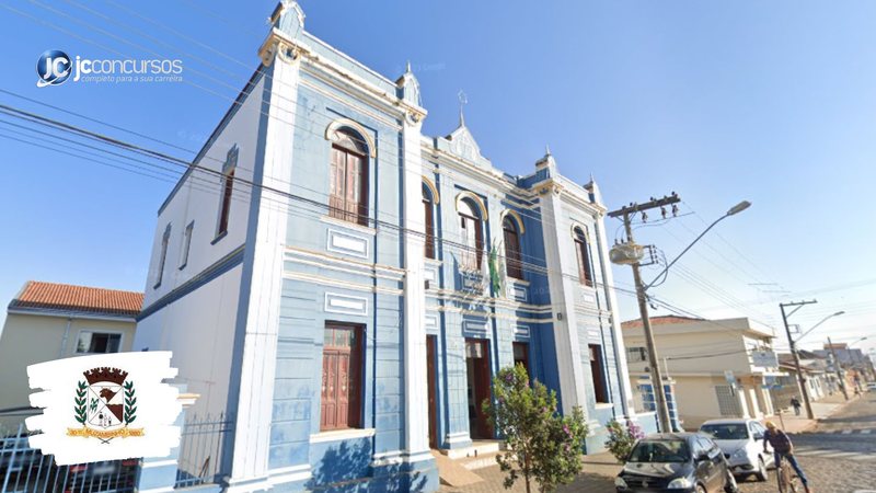 Concurso da Prefeitura de Muzambinho: fachada do edifício-sede do Executivo