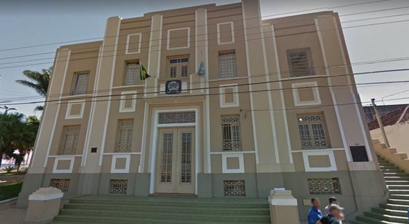 Concurso Prefeitura de Pederneiras - sede do Executivo - Google Street View