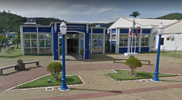 Concurso Prefeitura de Porto Belo - sede do Executivo - Google Street View