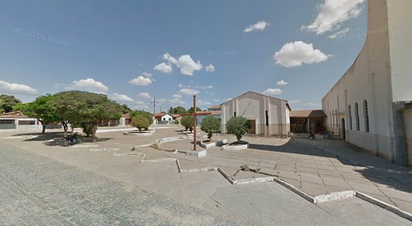 Concurso da Prefeitura de São Francisco MG: foto da Paróquia Nossa Senhora Aparecida - Google Street View