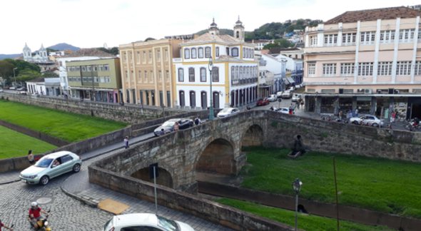 Concurso Prefeitura de São João del-Rei: vista panorâmica da área central do município - Divulgação