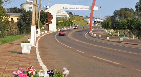 Concurso Prefeitura de São José do Cedro: portal de entrada do município - Divulgação