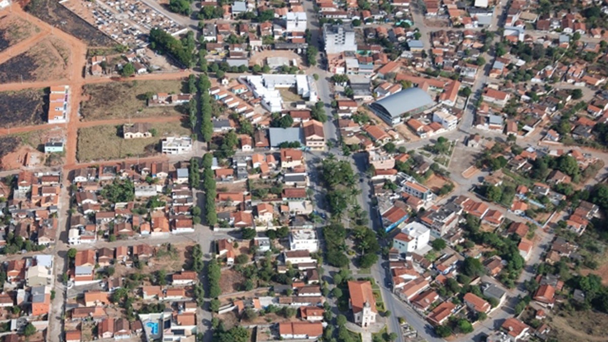 Concurso Prefeitura de São Sebastião do Oeste: vista aérea da cidade