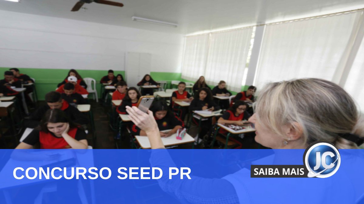 Concurso Seed PR - professor em sala de aula