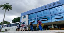 Concurso UFRPE: estudantes fazem fila para entrar em ônibus na Universidade Federal Rural de Pernambuco - Divulgação