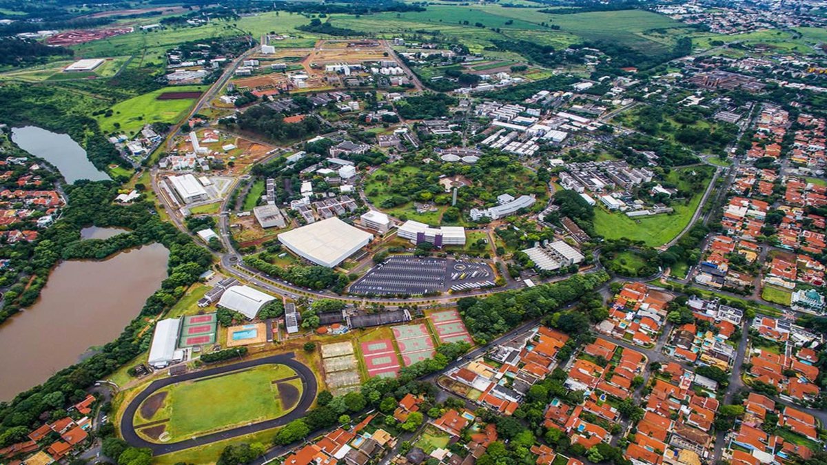 Concurso da Unicamp: vista aérea de câmpus da Universidade Estadual de Campinas