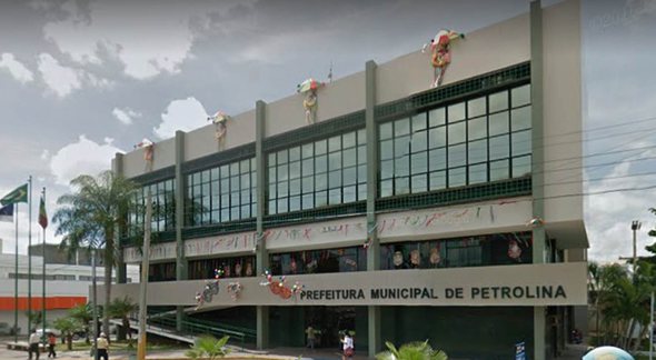 Concurso Prefeitura Petrolina PE: fachada do órgão - Divulgação