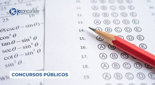 Concurso Prefeitura de Salto: lápis em cima da folha de resposta da prova - Divulgação