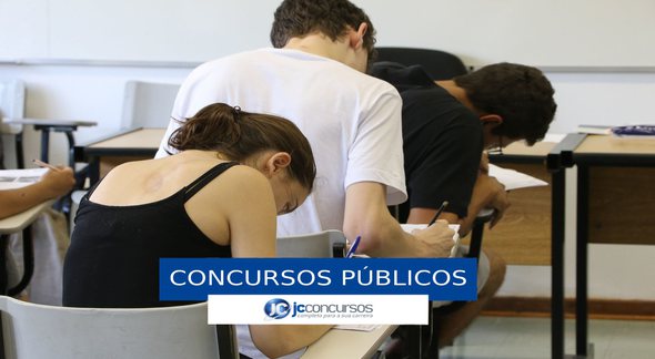 Concursos públicos: candidatos durante aplicação de prova - Marcos Santos/USP Imagens