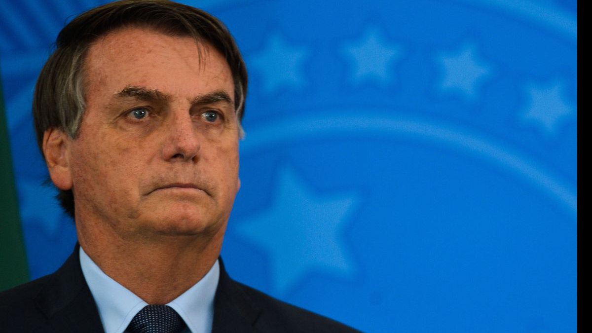 Bolsonaro sanciona lei da renda básica emergencial