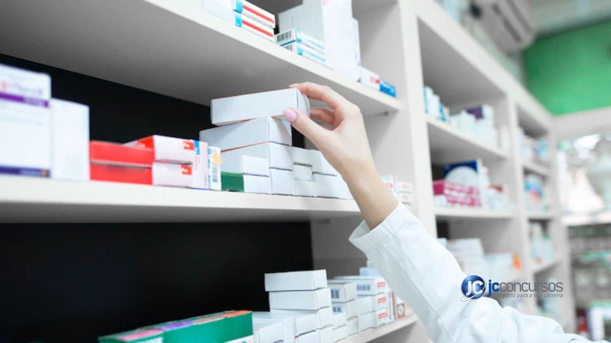 Consumidor deve investir na pesquisa de preços de medicamentos antes da compra