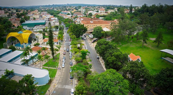 Vista aérea do município de Águas de São Pedro, no interior paulista - Ken Chu/Secretaria de Turismo do Estado de São Paulo