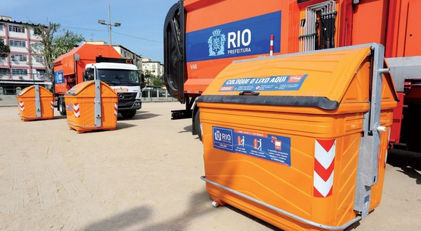 Lixeira e caminhão da Comlurb RJ - Divulgação