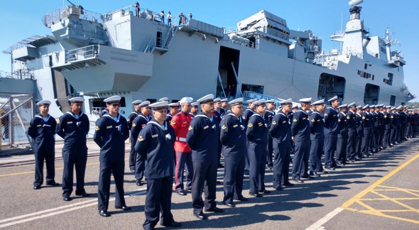 Equipe da Marinha do Brasil uniformizada - Divulgação