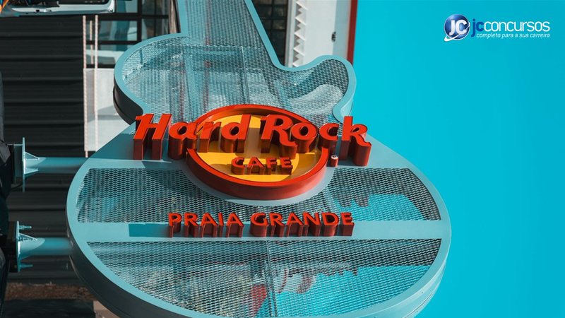 Guitarra do Hard Rock Café na Praia Grande (SP) - Reprodução/nrsports