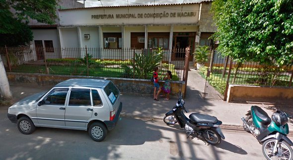 Concurso Prefeitura de Conceição de Macabu: fachada do órgão - Google Street View