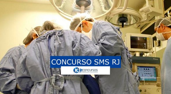 Concurso SMS RJ: equipe médica durante cirurgia - Marcos Santos/USP Imagens