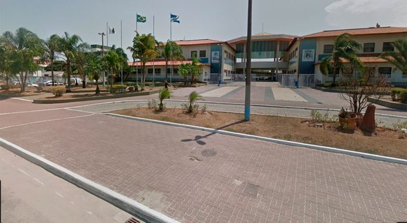 Concurso Prefeitura Rio das Ostras: entrada do órgão - Google Street View